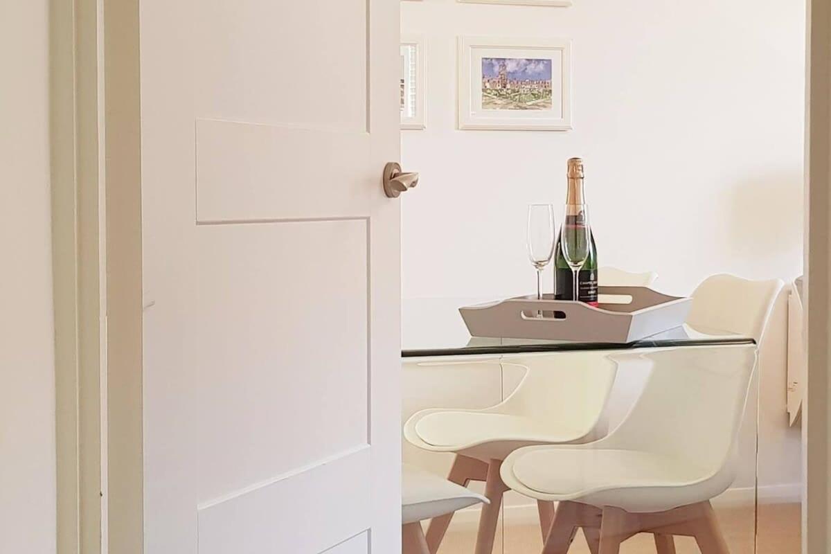 Modern Apartment In The Heart Of Oxford With Secure Underground Parking Eksteriør billede