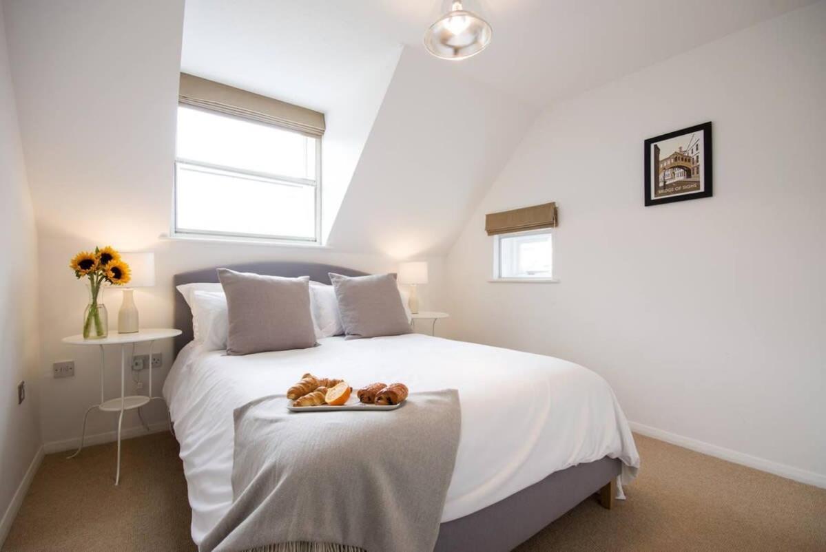 Modern Apartment In The Heart Of Oxford With Secure Underground Parking Eksteriør billede